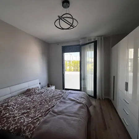 rezidenca halisoff Appartamento Tirana